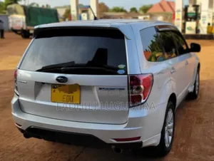 Subaru Forester 2009 White