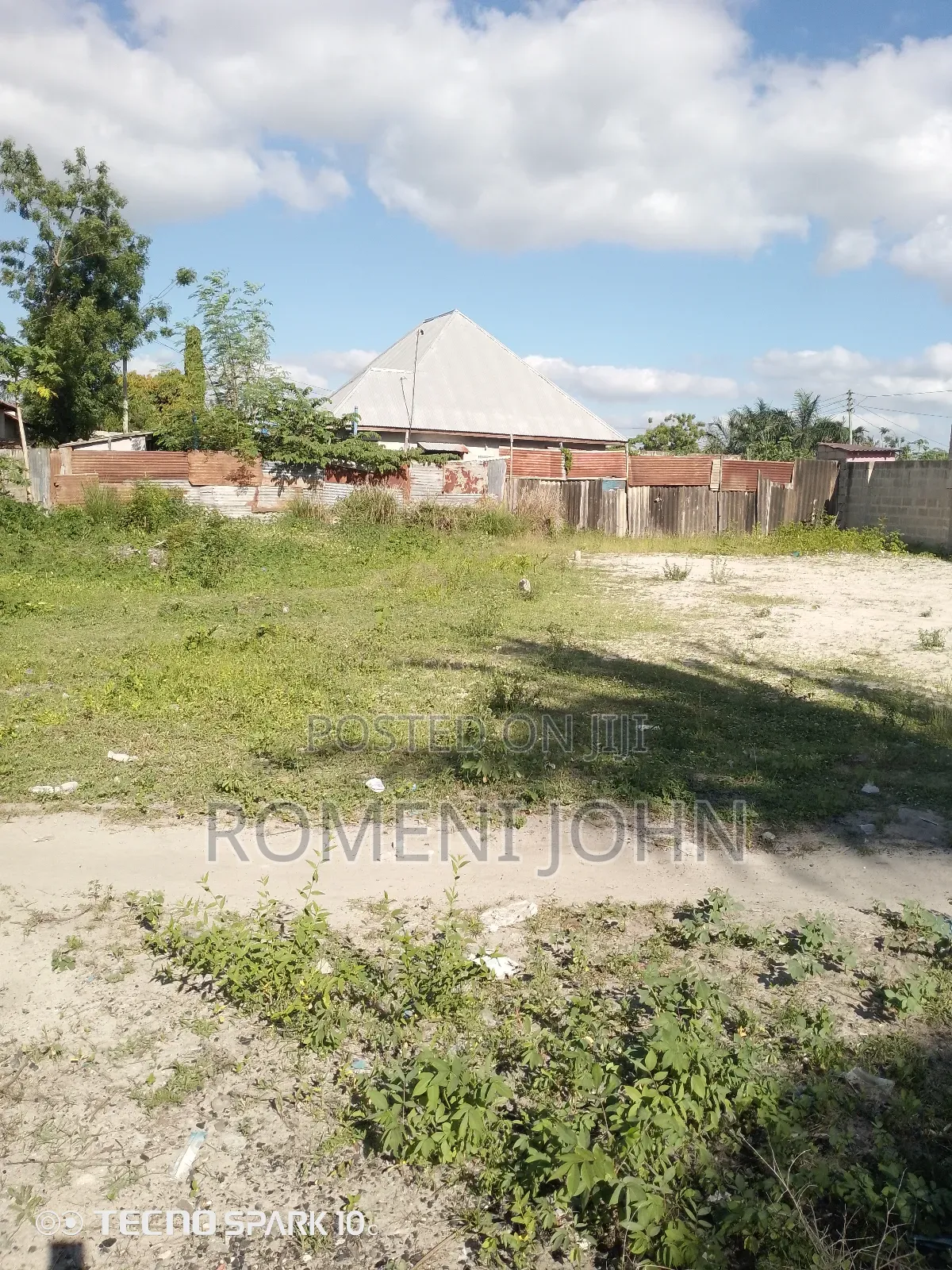Kiwanja Sqmita 150 Kinauzwa Milioni 6.5 Ukonga Majohe Bwela