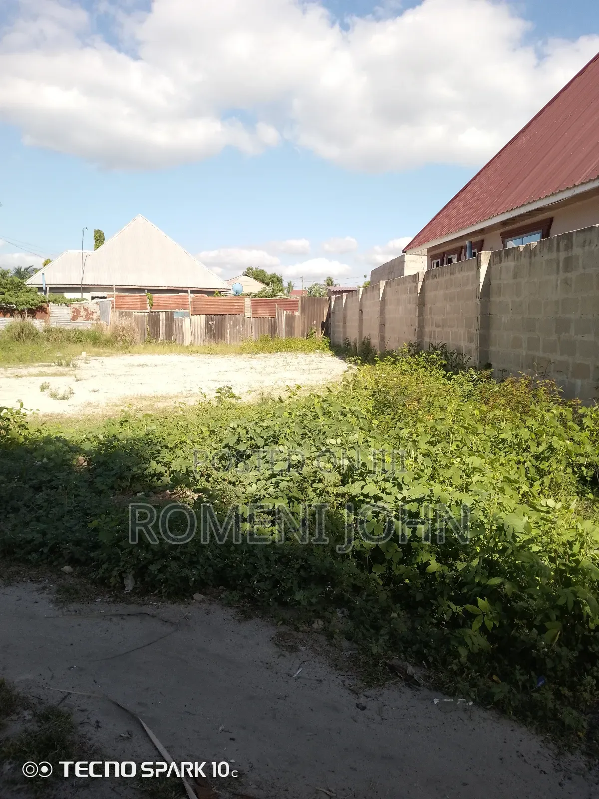 Kiwanja Sqmita 150 Kinauzwa Milioni 6.5 Ukonga Majohe Bwela