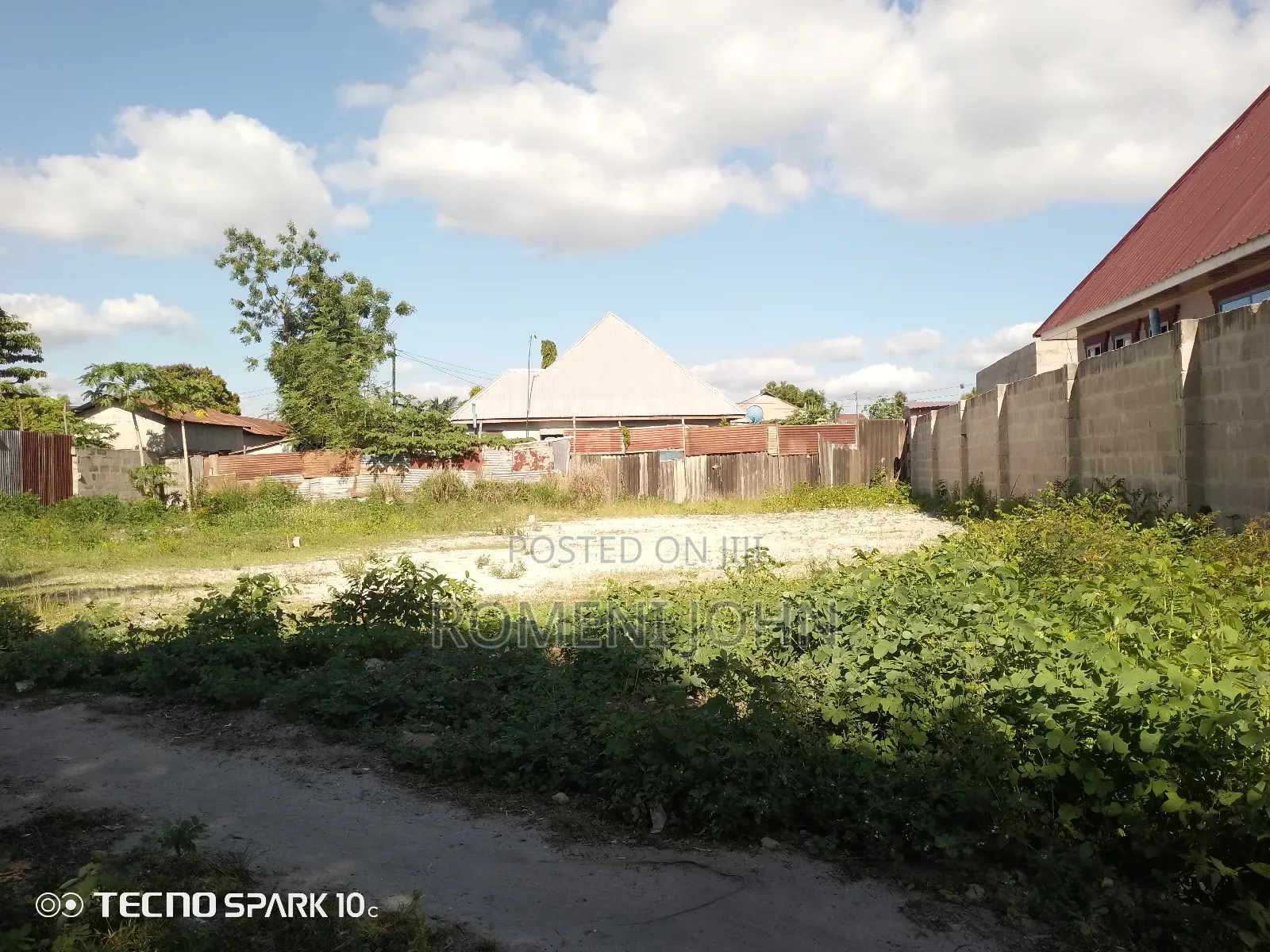 Kiwanja Sqmita 150 Kinauzwa Milioni 6.5 Ukonga Majohe Bwela