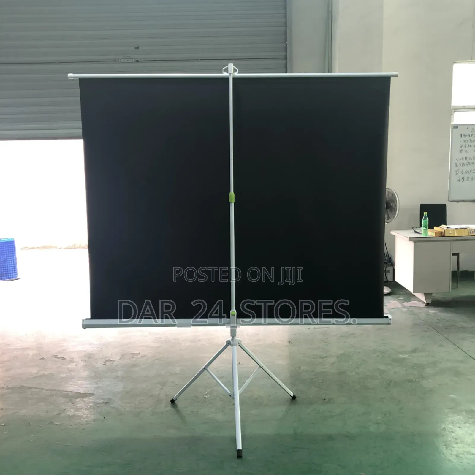 Projector Screen(200cmx200cm) With Tripod