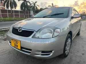 Toyota Corolla 2004 Gold