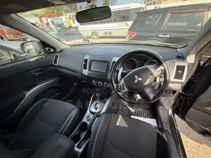 Mitsubishi Outlander XLS 2010 Black