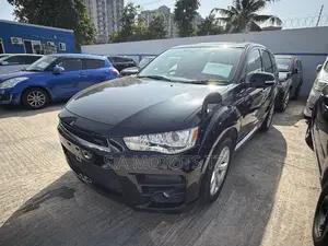 Mitsubishi Outlander XLS 2010 Black