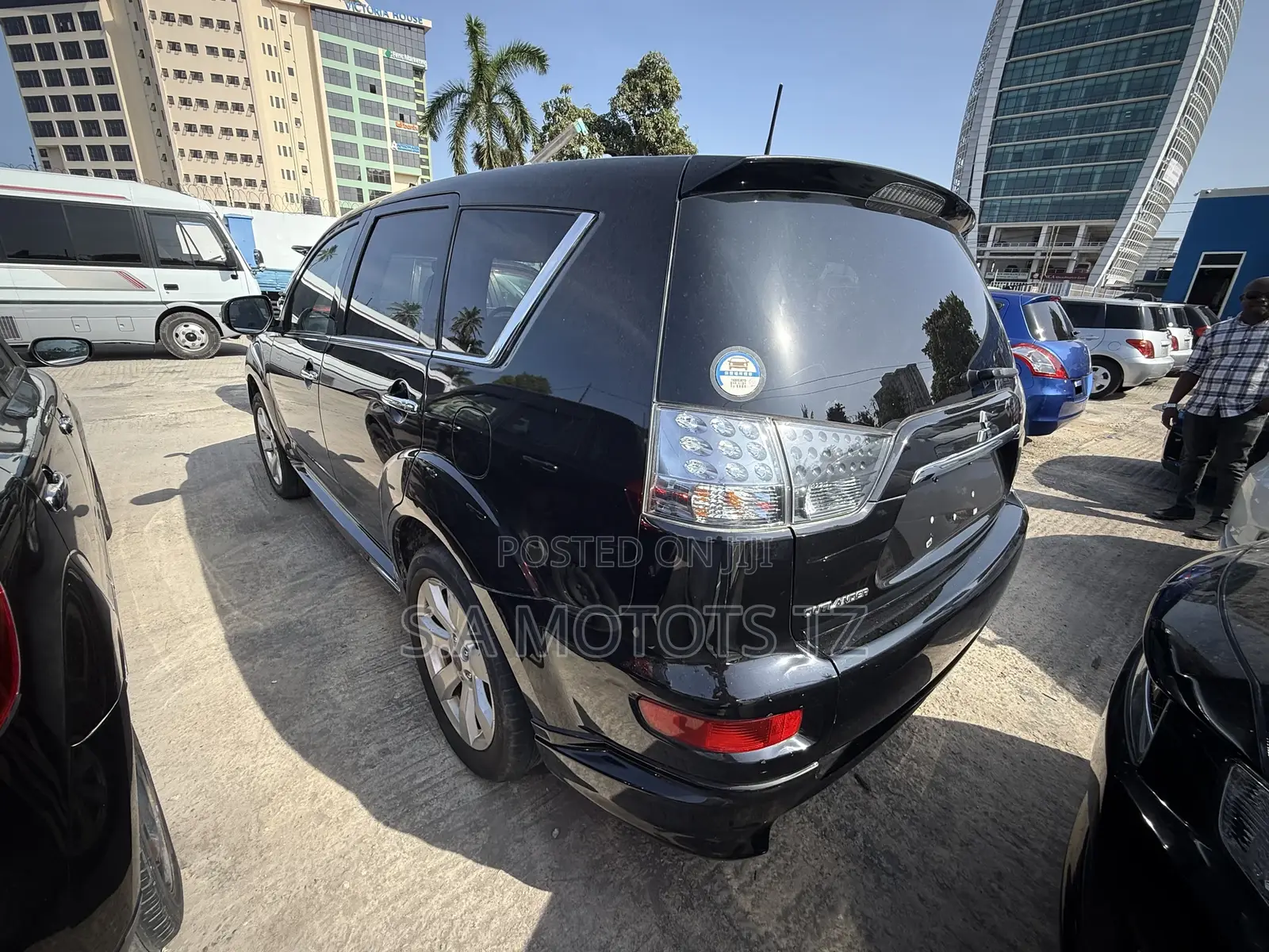 Mitsubishi Outlander XLS 2010 Black