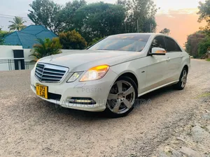 Mercedes-Benz E250 2011 White
