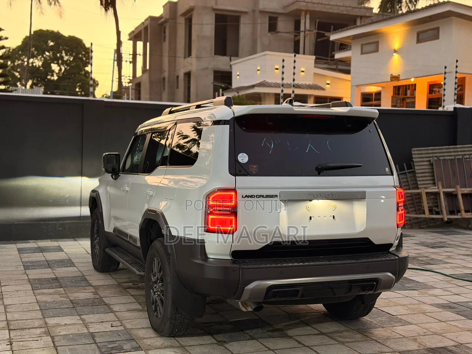 Toyota Land Cruiser Prado 2025