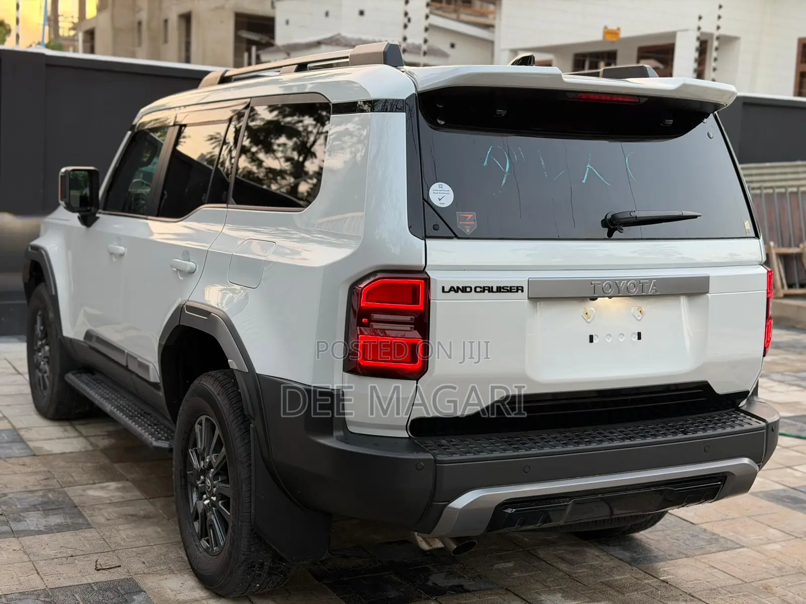 Toyota Land Cruiser Prado 2025