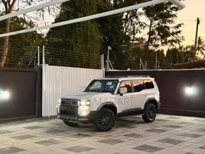 Toyota Land Cruiser Prado 2025