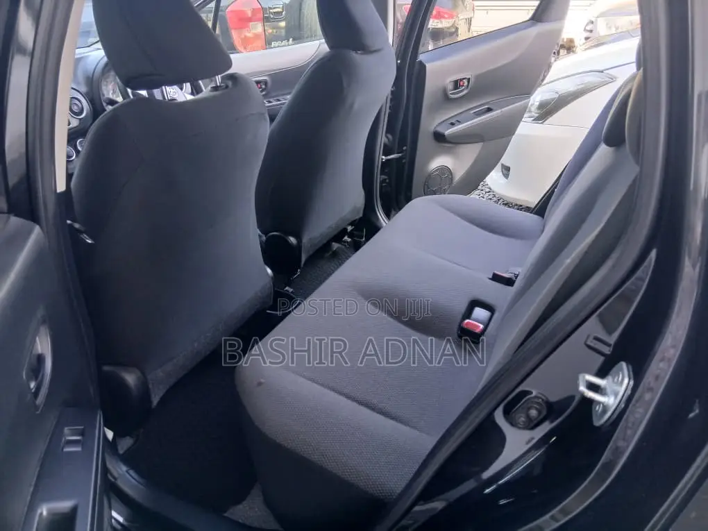 Toyota Vitz 2012 Black