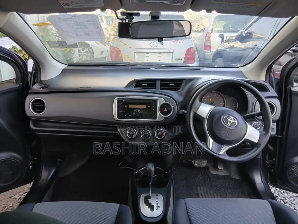 Toyota Vitz 2012 Black