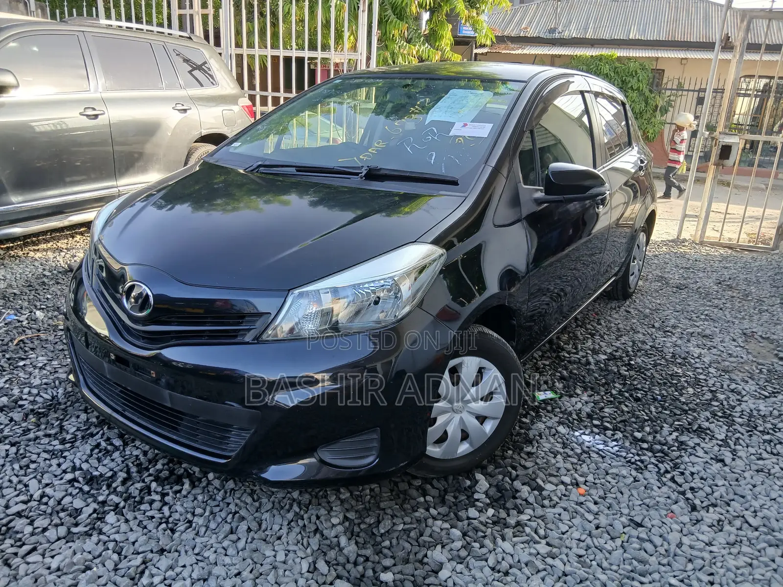 Toyota Vitz 2012 Black