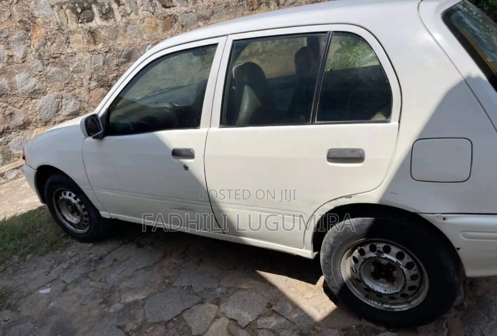 Toyota Starlet 2000 White