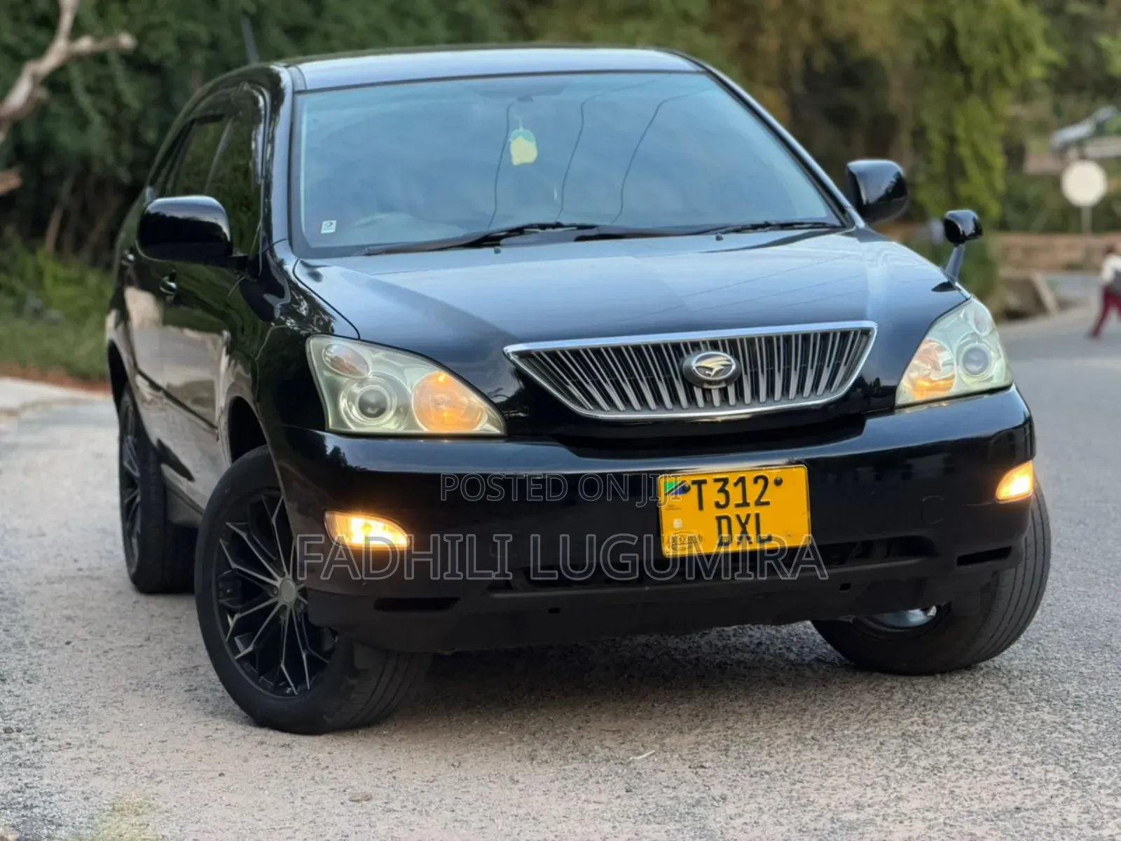 Toyota Harrier 2004 Black