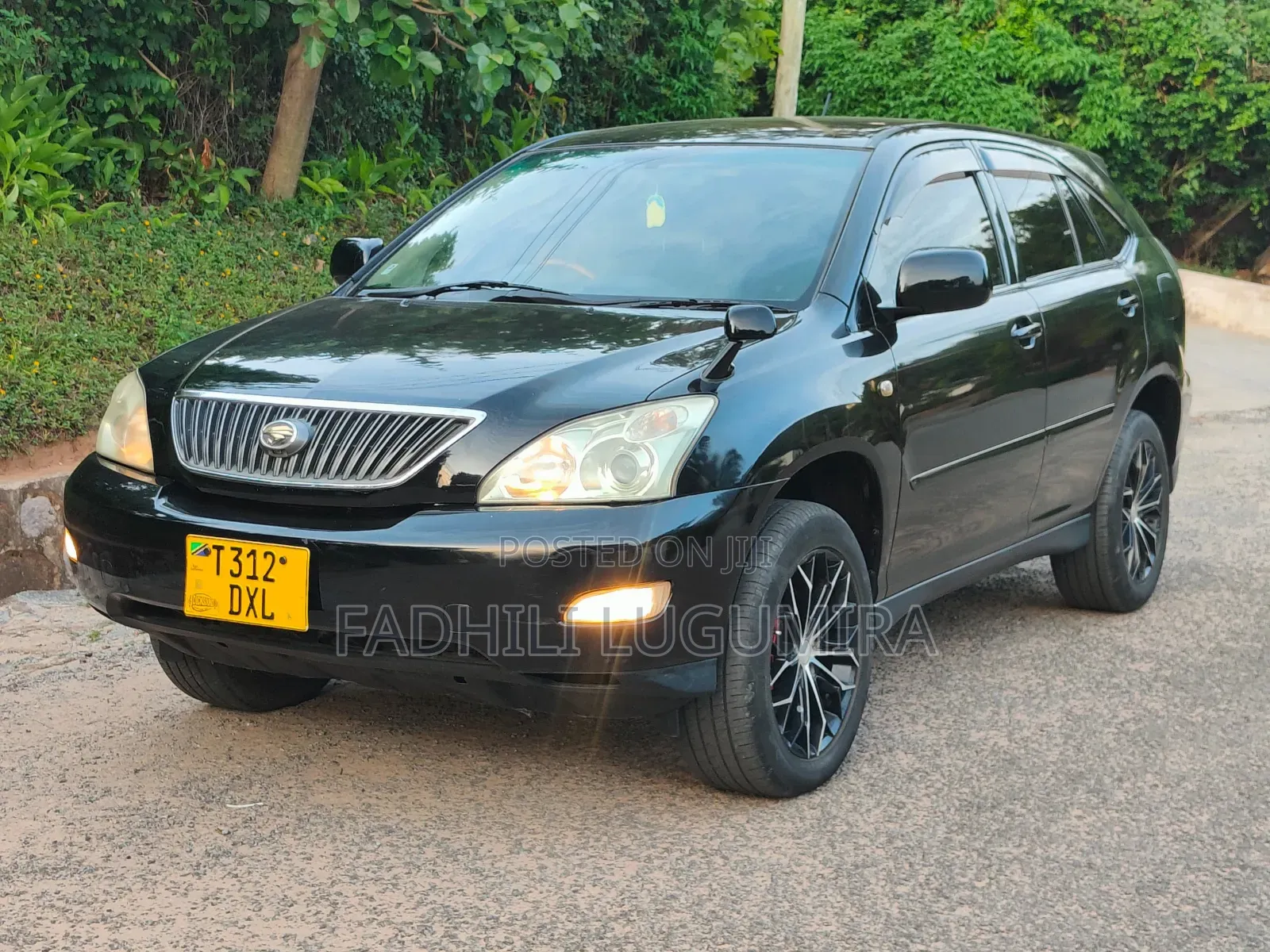 Toyota Harrier 2004 Black