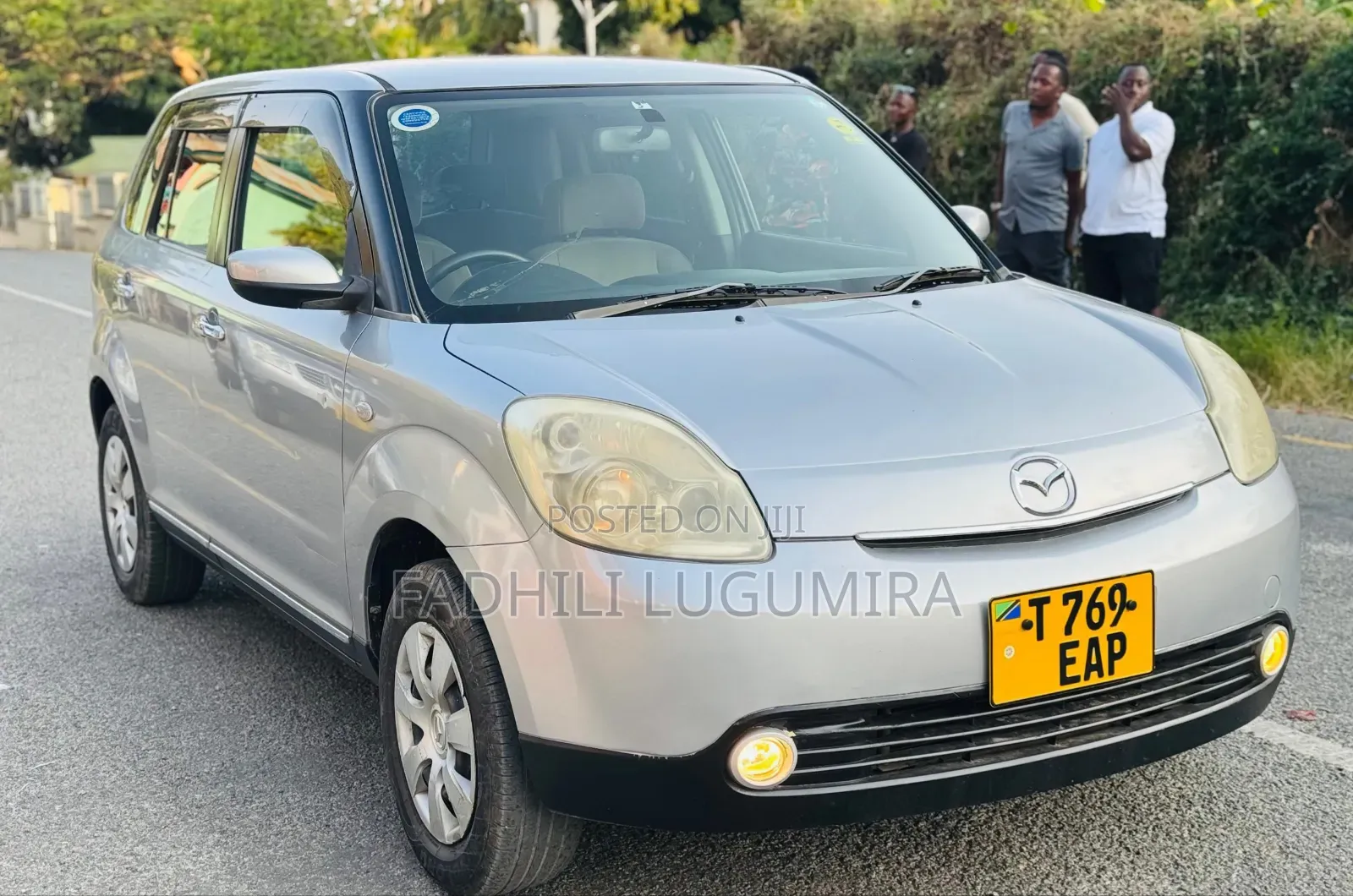 Mazda Verisa 2005 Silver