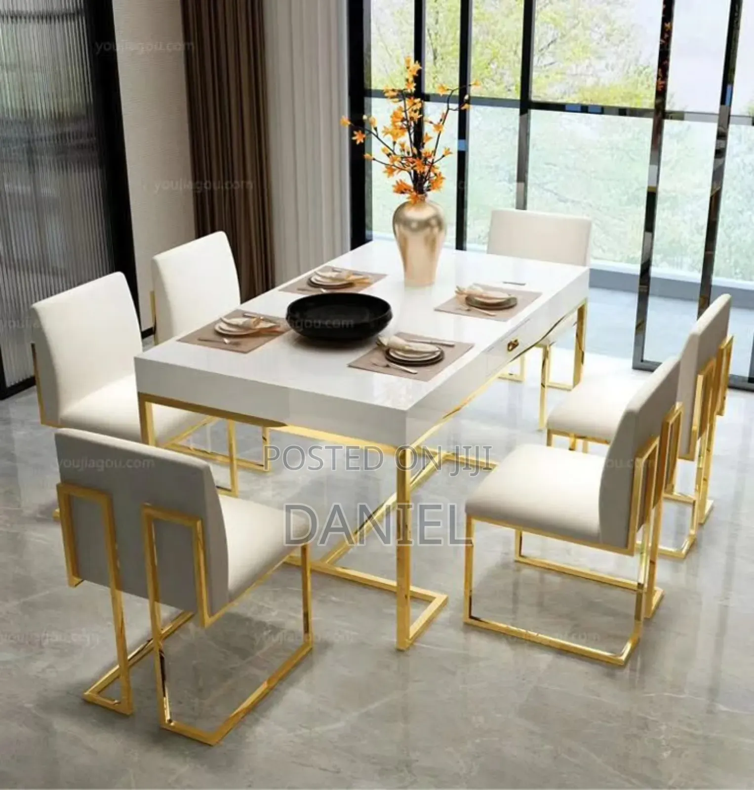 Dining Table Ya Watu Sita White and Gold
