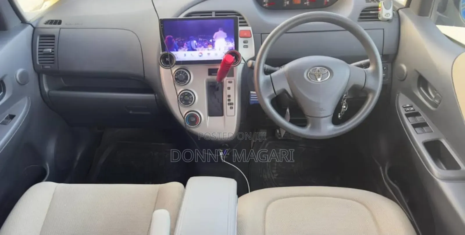Toyota Ractis 2009 Blue
