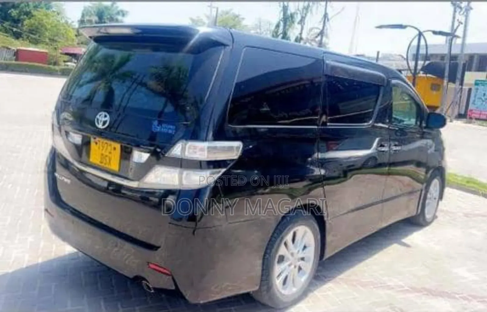 Toyota Vellfire 2008 Black