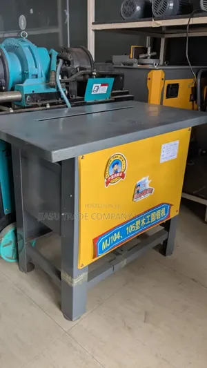 Wood Circular Saw Machine