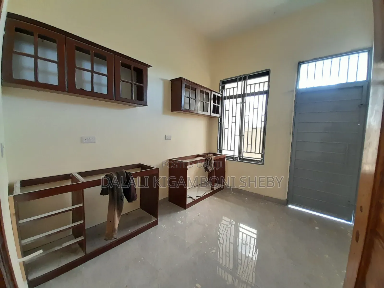 3bdrm Apartment in Kigamboni Kibugumo for rent