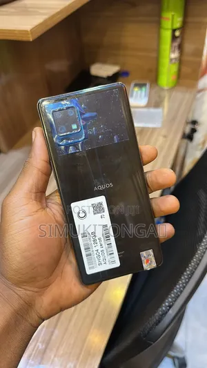 Sharp Aquos zero6 128 GB Black