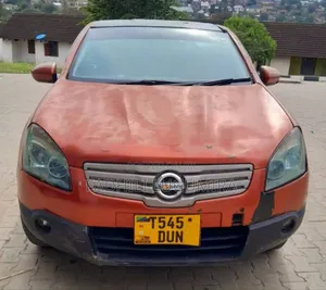 Nissan Dualis 2005 Maroon