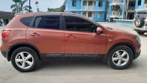 Nissan Dualis 2005 Maroon