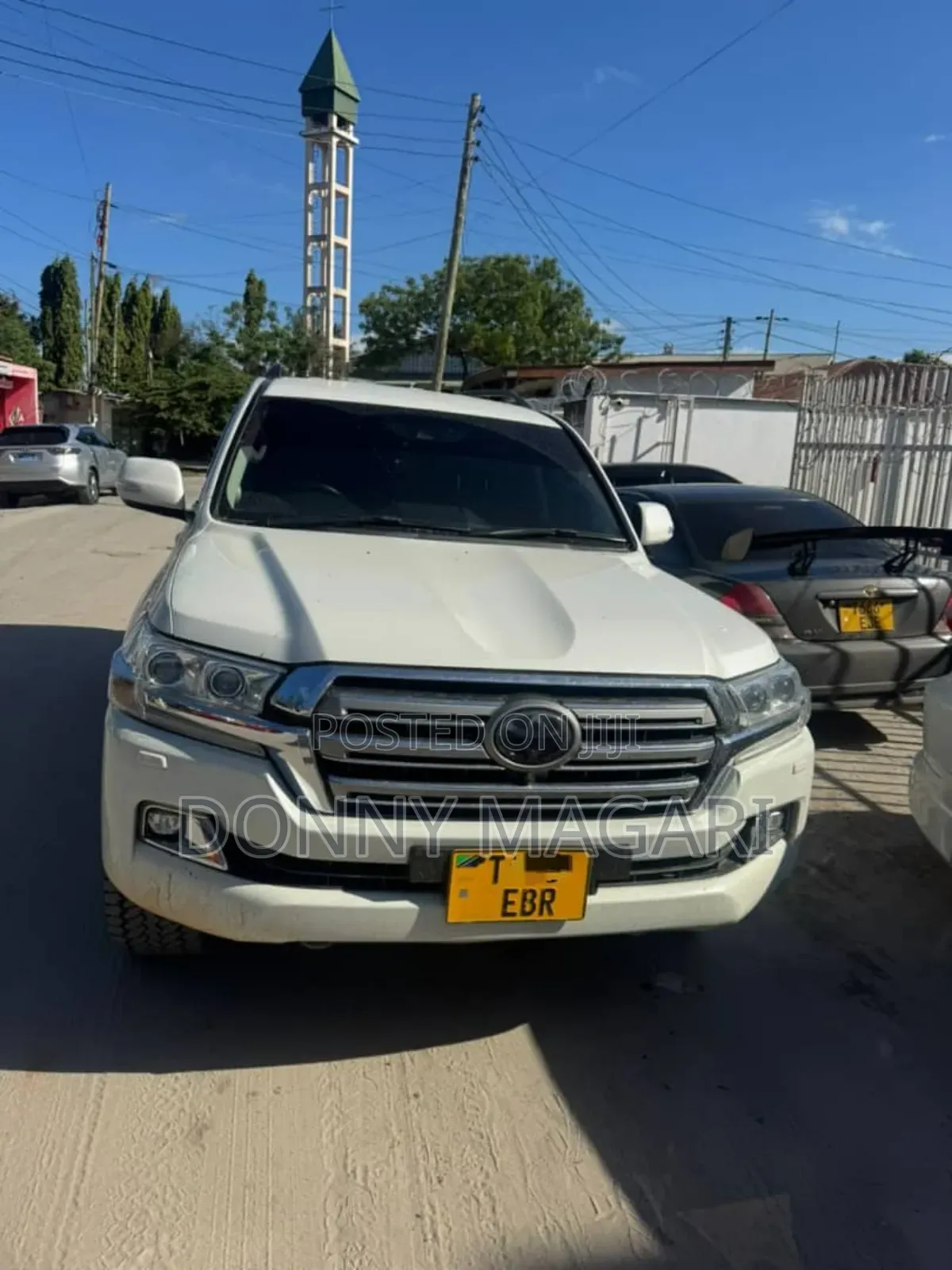 Toyota Land Cruiser 2017 White
