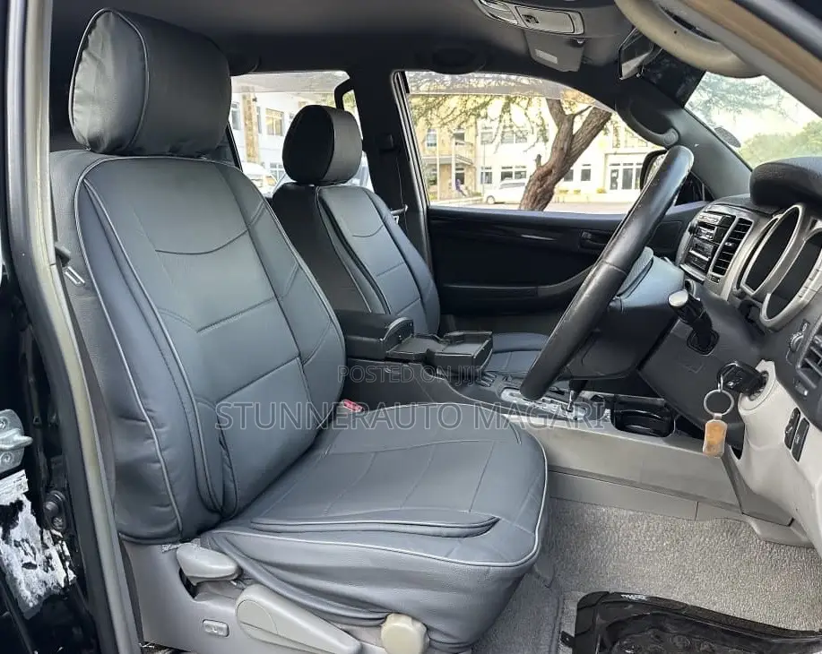 Toyota Hilux Surf 2007 Black