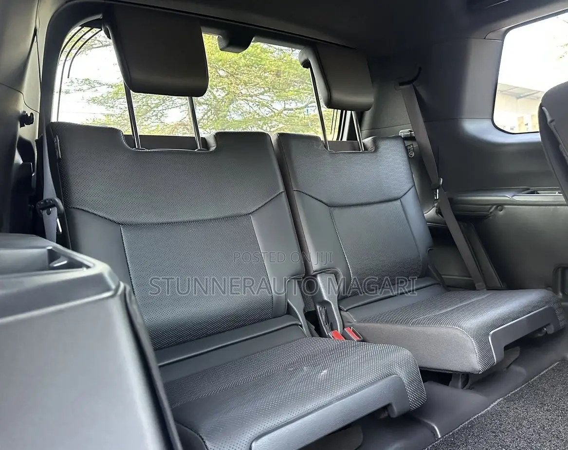 New Toyota Land Cruiser Prado 2025 White