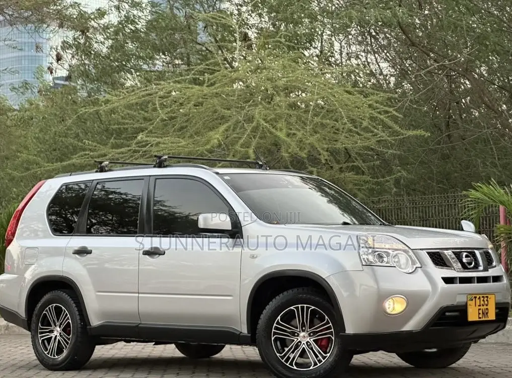 Nissan X-Trail 2012 Silver