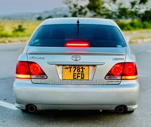 Toyota Crown Royale 2005 Silver