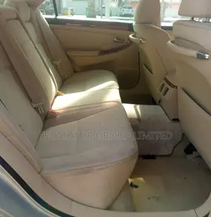 Toyota Crown Royale 2005 Silver