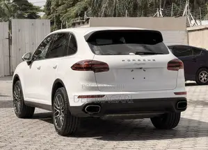 Porsche Cayenne 2015 White