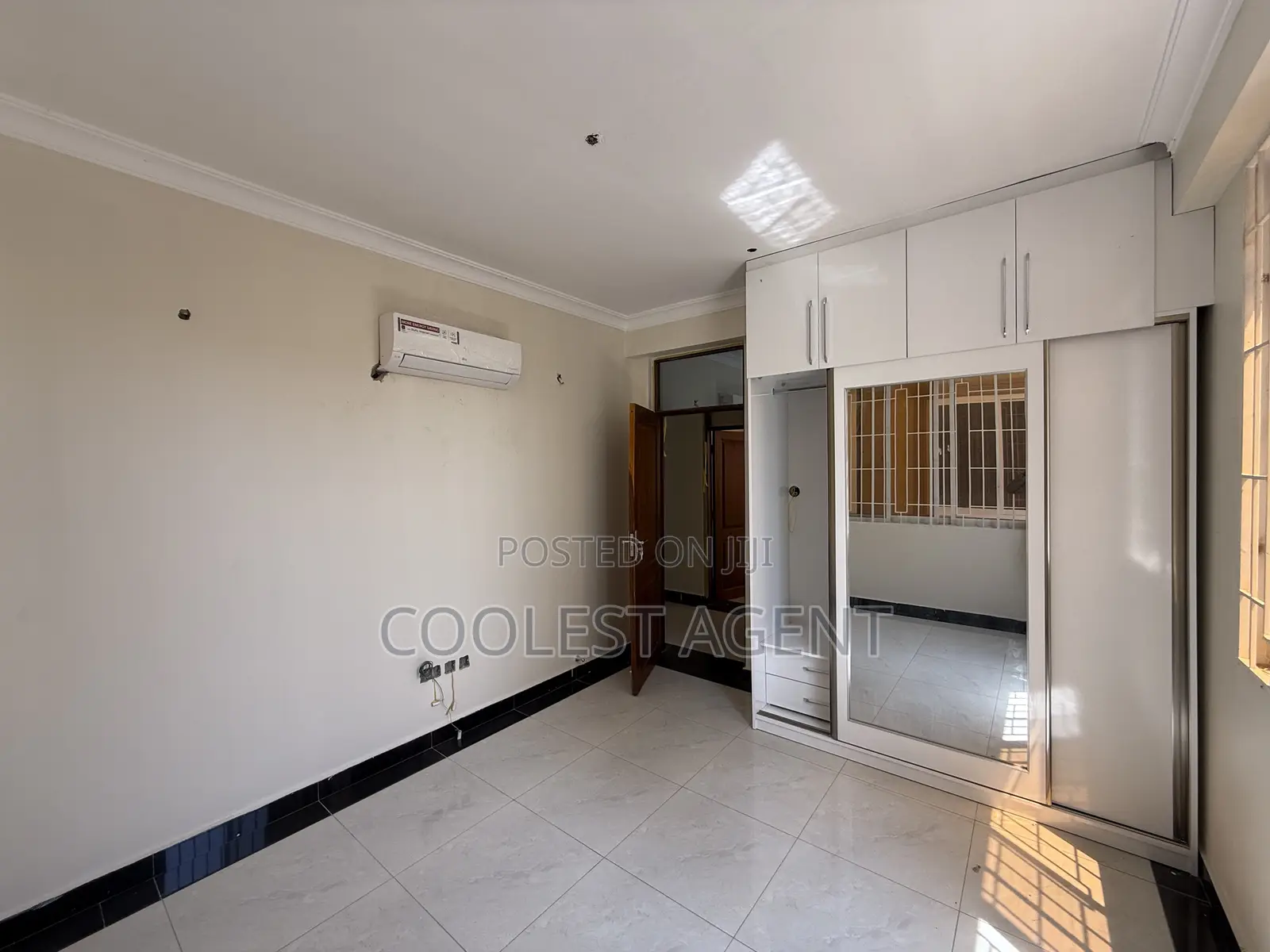 18bdrm Apartment in Coolest Estate, Msasani for rent