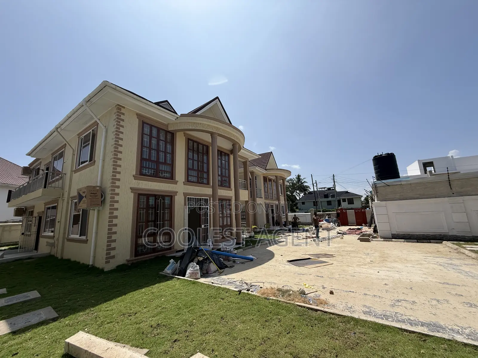 18bdrm Apartment in Coolest Estate, Msasani for rent