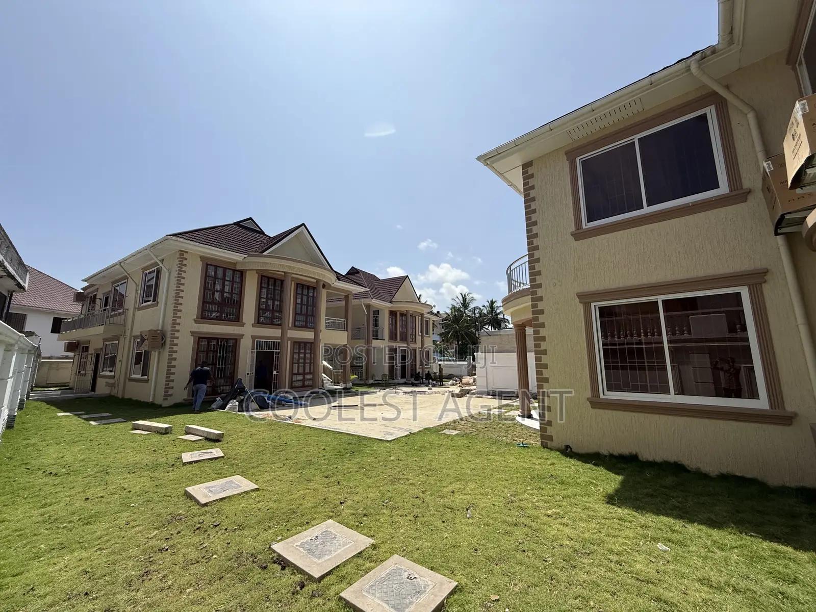 18bdrm Apartment in Coolest Estate, Msasani for rent