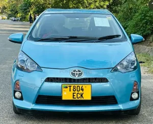 Toyota Aqua 2013 Blue
