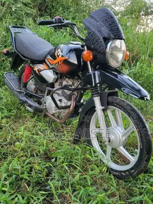 TVS HLX Plus ES 2025 Black