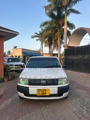 Toyota Probox 2003 White