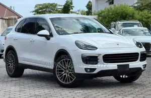 Porsche Cayenne 2015 White