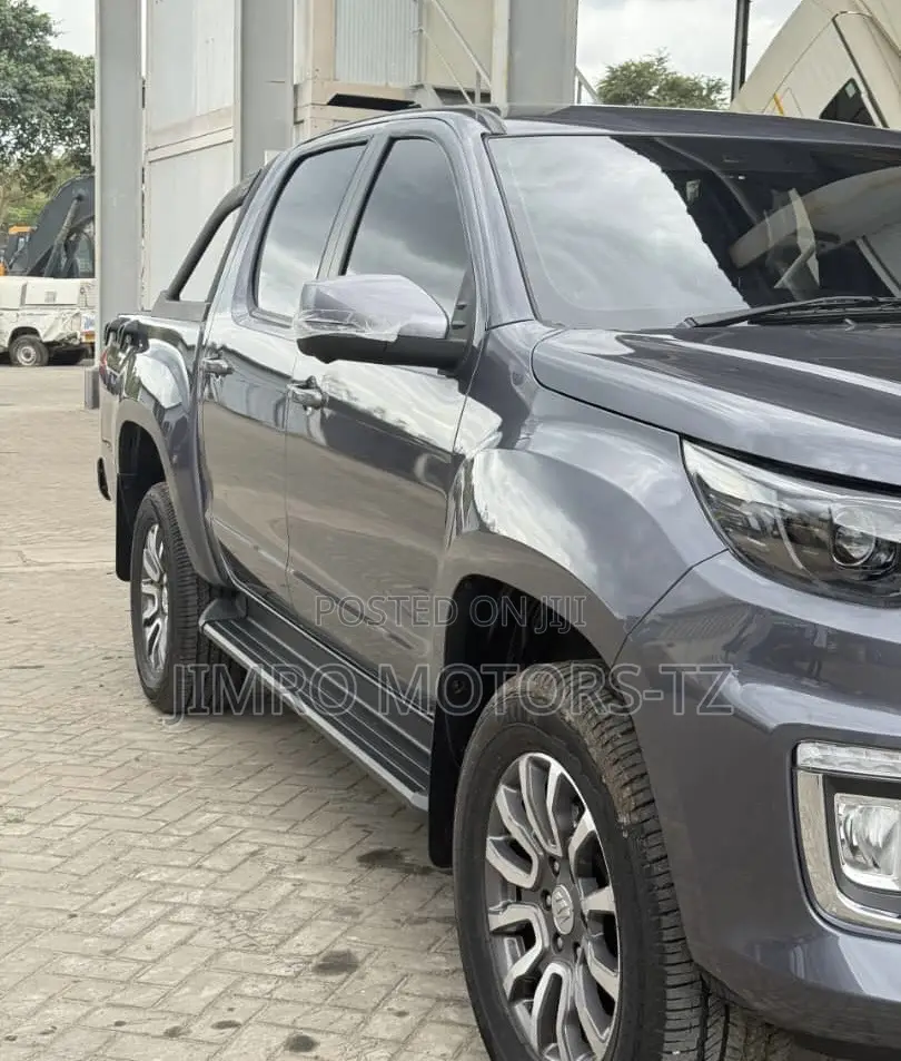 New Foton Tunland 2025 Gray