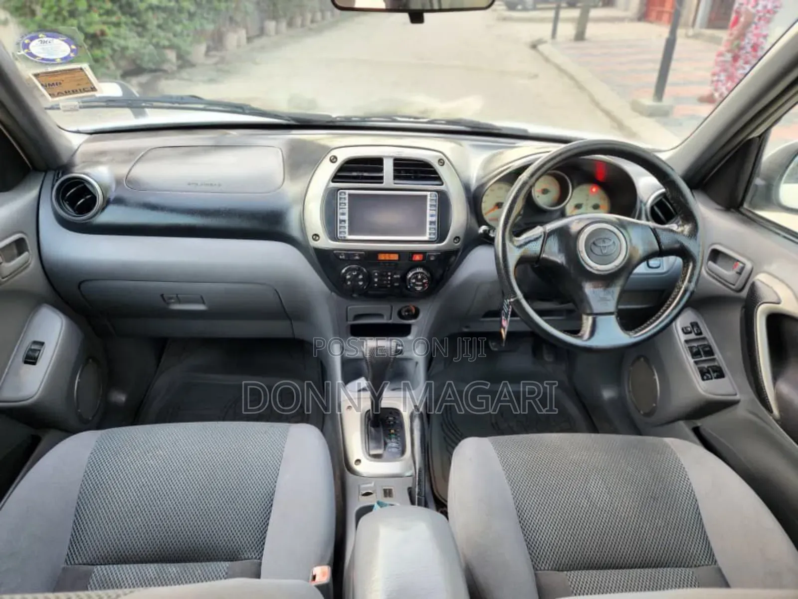 Toyota RAV4 2005 White