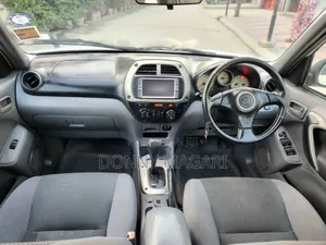 Toyota RAV4 2005 White