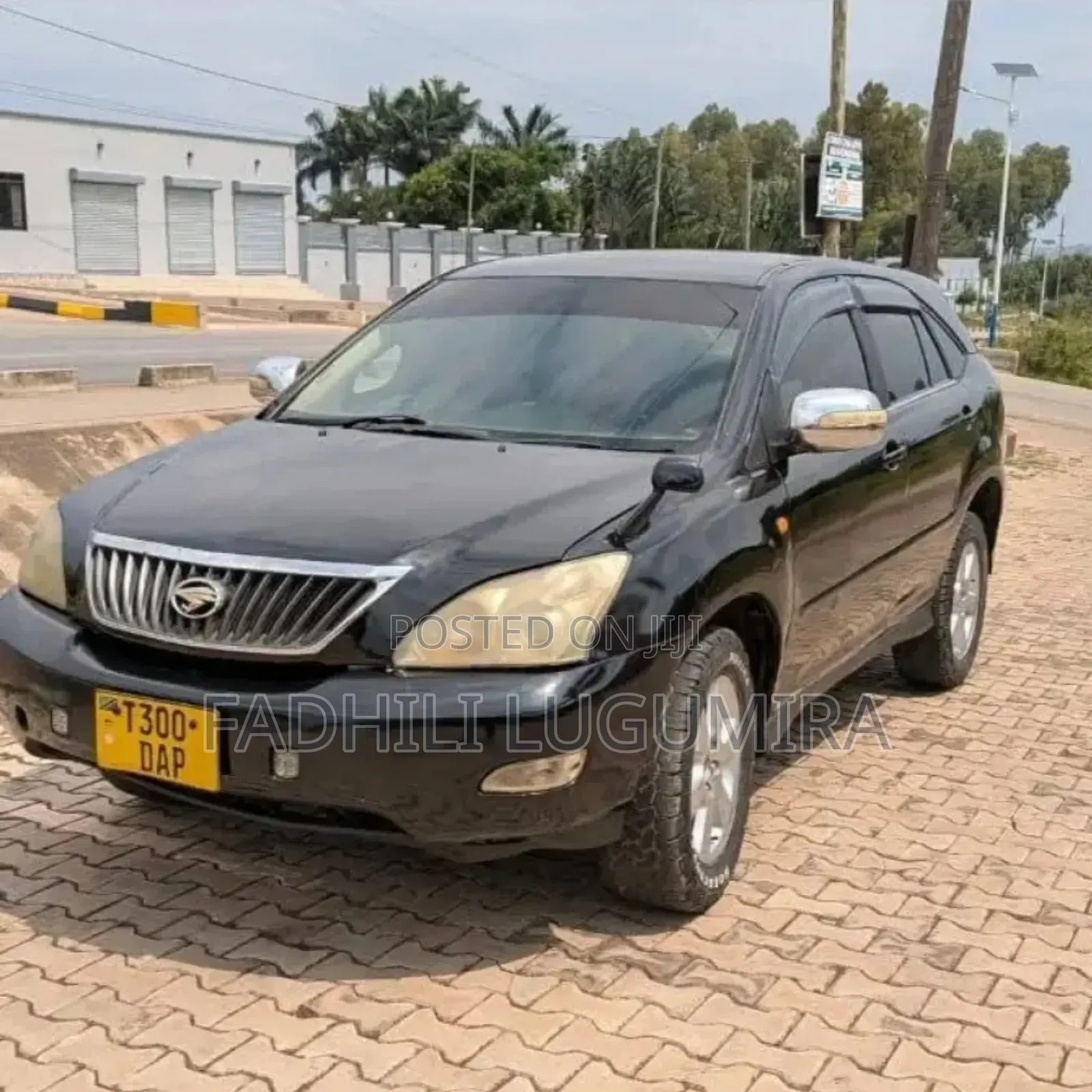 Toyota Harrier 2004 Black