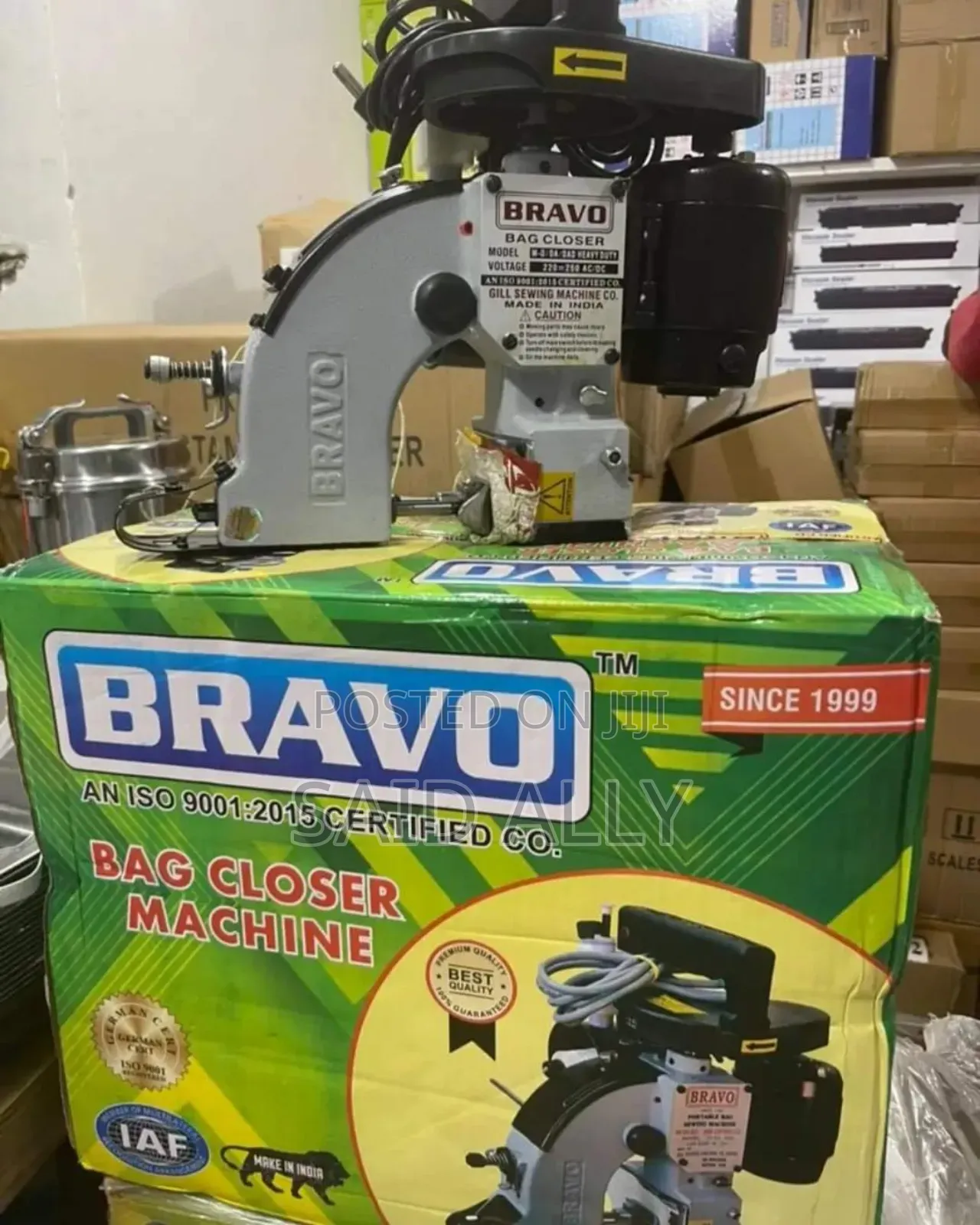 Bravo Bag Closer Machine