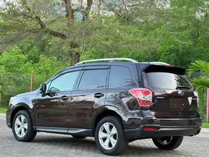 Subaru Forester 2013 Maroon