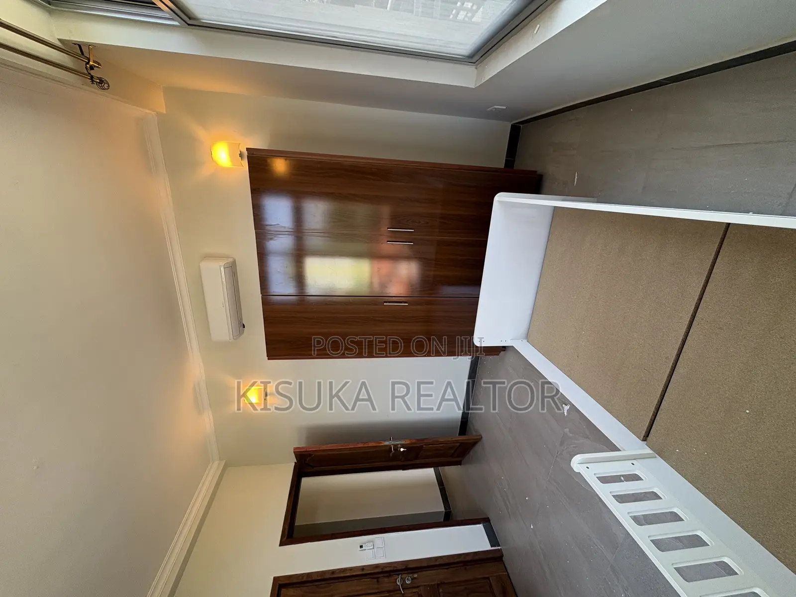 3bdrm Apartment in Upanga for sale