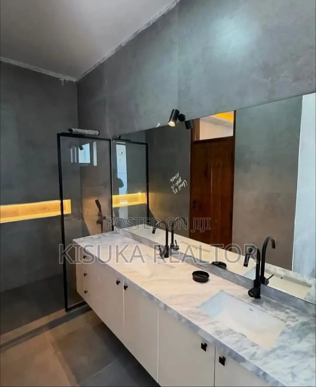 5bdrm Villa in Masaki Yatch Club for rent